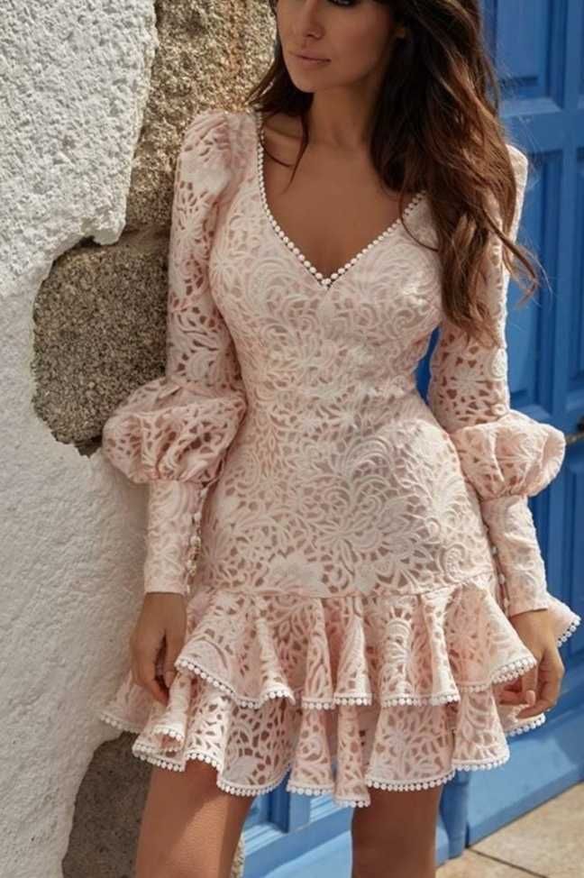 Piękna Sukienka lou loretta z gipiurą