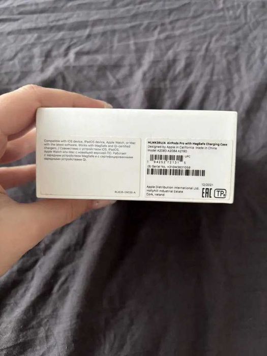 Навушники Apple AirPods Pro