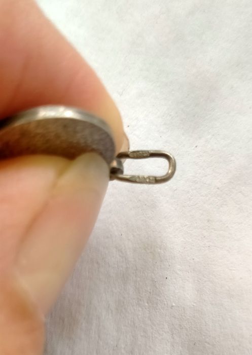 Продам срібний кулон
