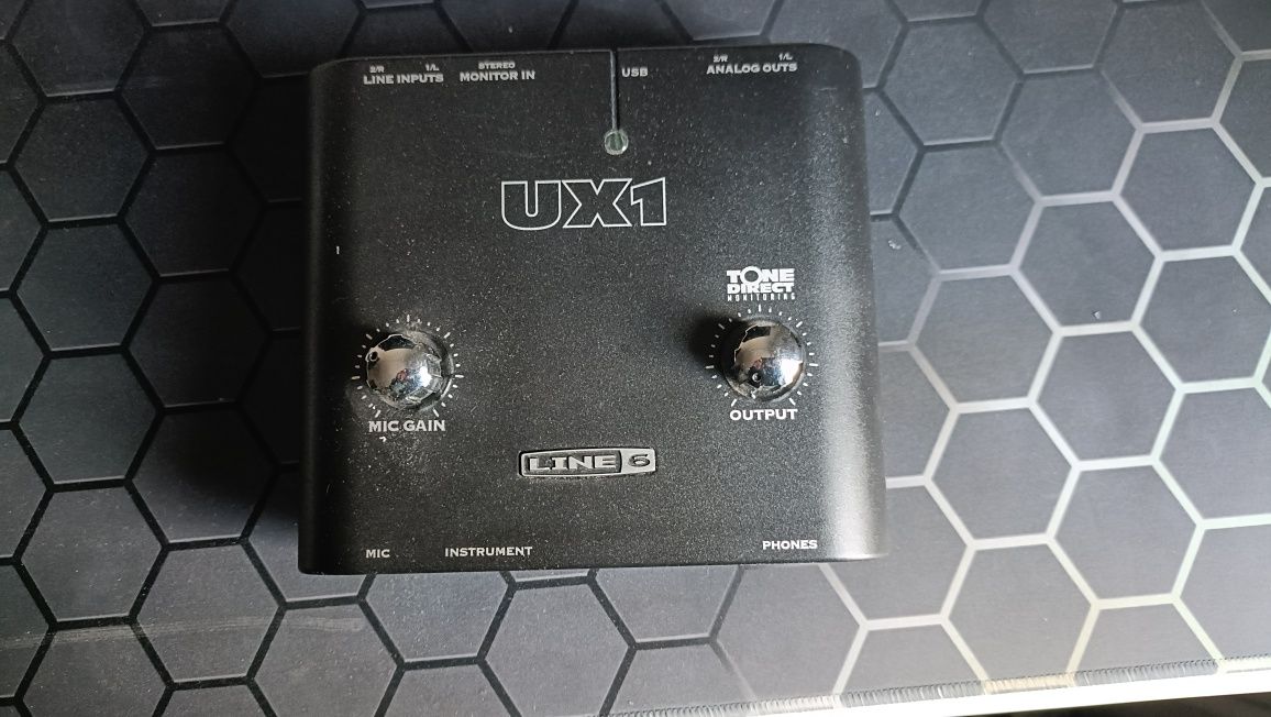 Line 6 POD Studio UX1