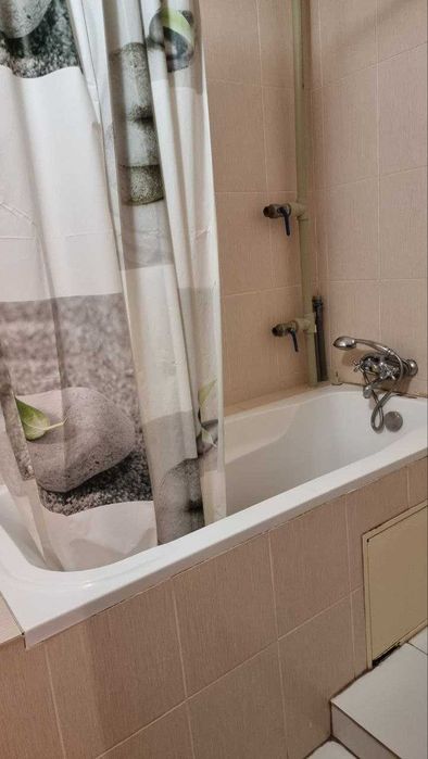 10000! Діти так! Газ! Велика 1к квартира в розвинутому районі Бучі