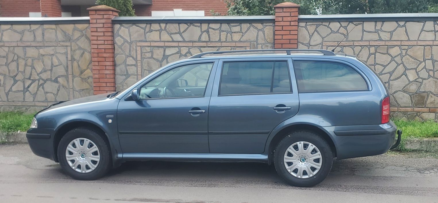 Scoda Octavia Tour STYLE универсал