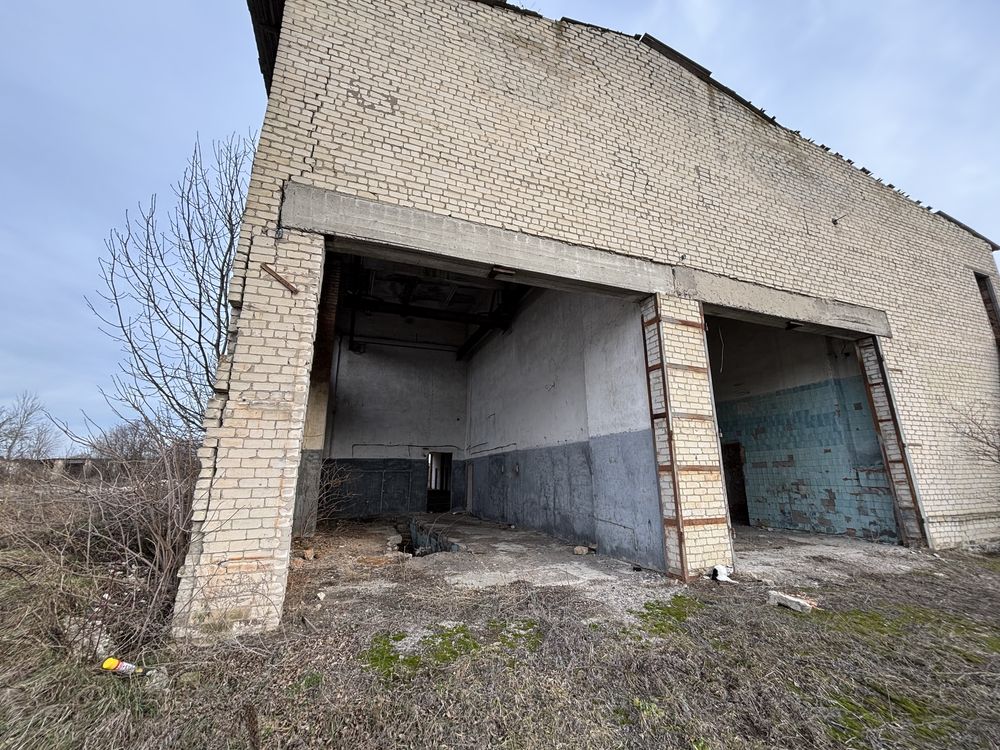 Ангари ,Склади, Ферми,Оренда Радивилівський район