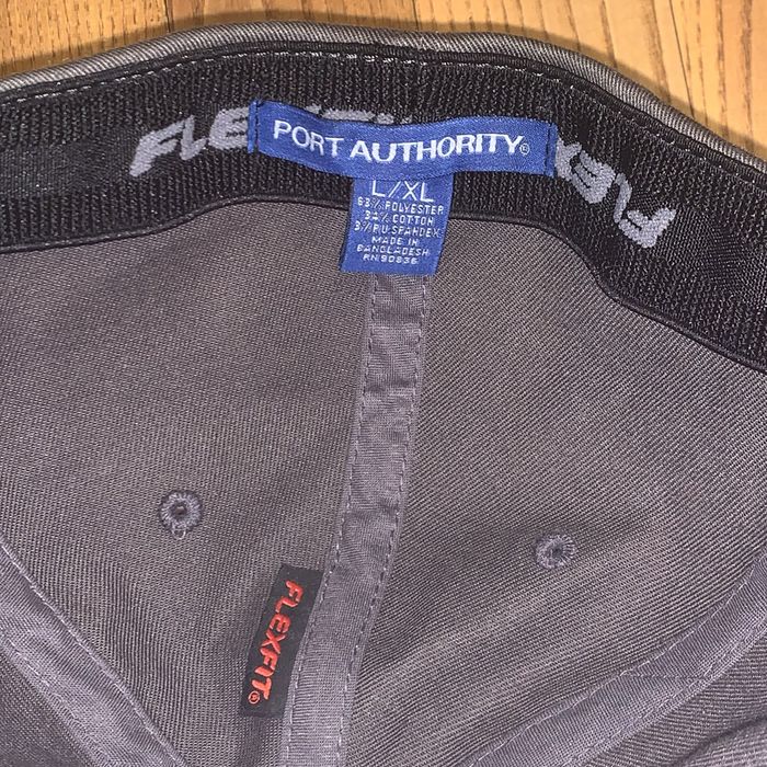 Męska czapka z daszkiem FlexFit L/XL