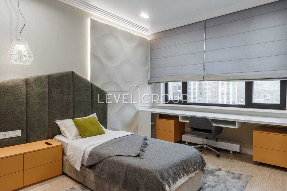 3 кім 105 м.кв. ЖК Chicago central house Антоновича вул. (Горького) 44