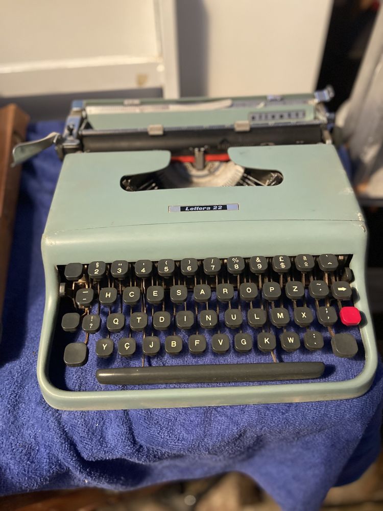Maquina escrever Olivetti vintage