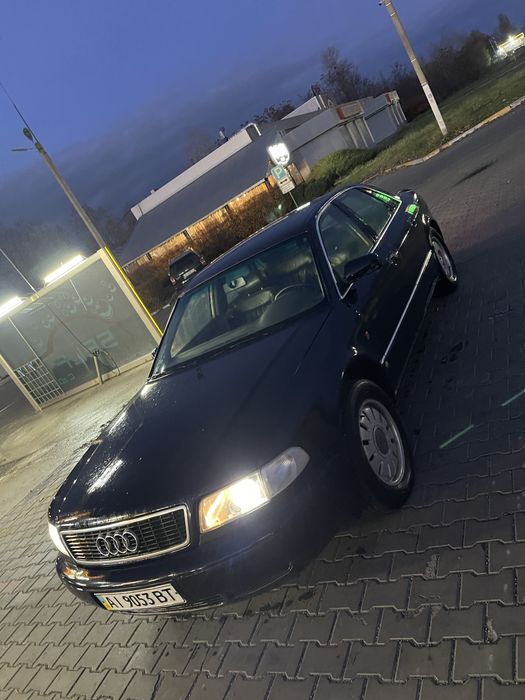 Поодам Audi A8 D2 3.7