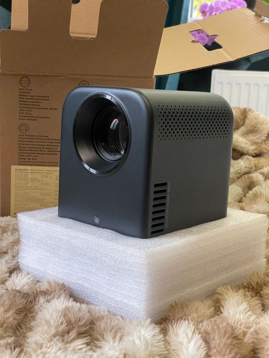 Xiaomi Smart Projector L1