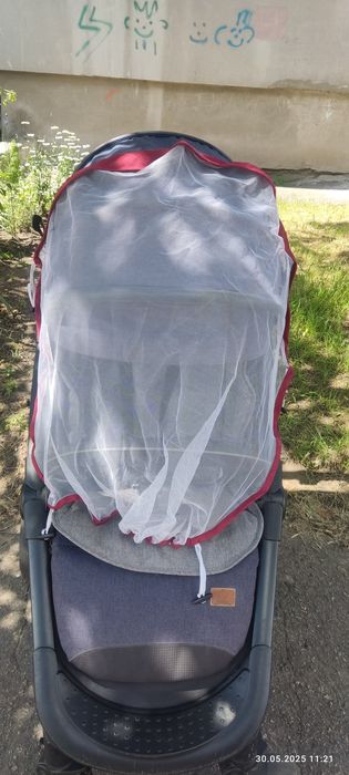 Прогулянковий візок Babyzz B100