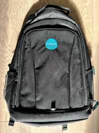 Czarny wygodny plecak na laptop i tablet.