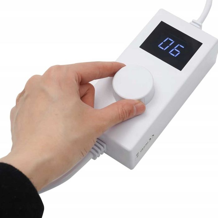 Profesjonalny pochłanaicz pyłu do paznokci z lampą LED 55W