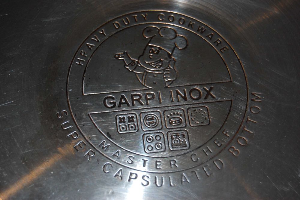 Garnek z pokrywką ze stali nierdzewnej - poj. 5 l