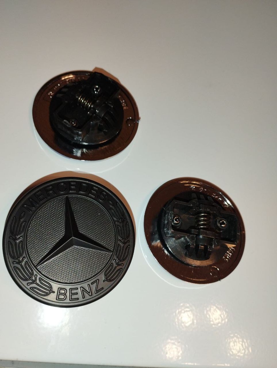 Емблема Mercedes Benz на капот 57мм Мерседес значок w124/w210/w202
