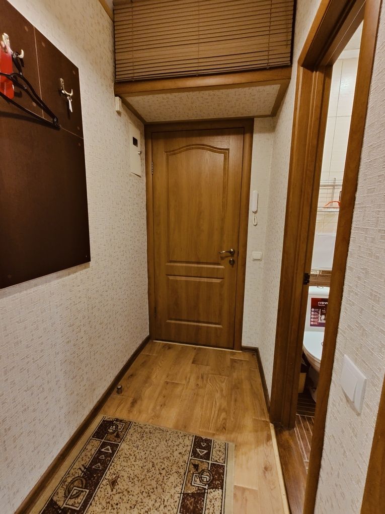 Сдам 1 комнатная квартира метро Научная.