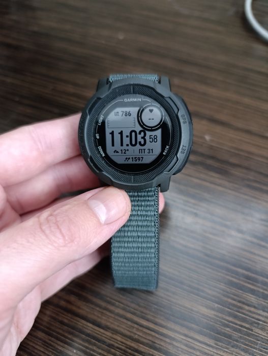 Годинник Garmin Instinct 2 Standart Edition