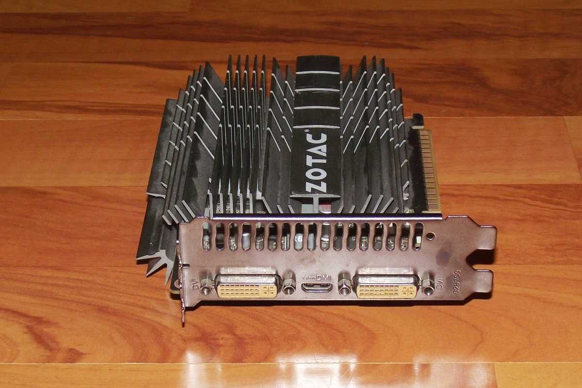 Karta graf. GeForce GT 430 1GB DDR3 128-bit PCI-E Zotac Zone Edition