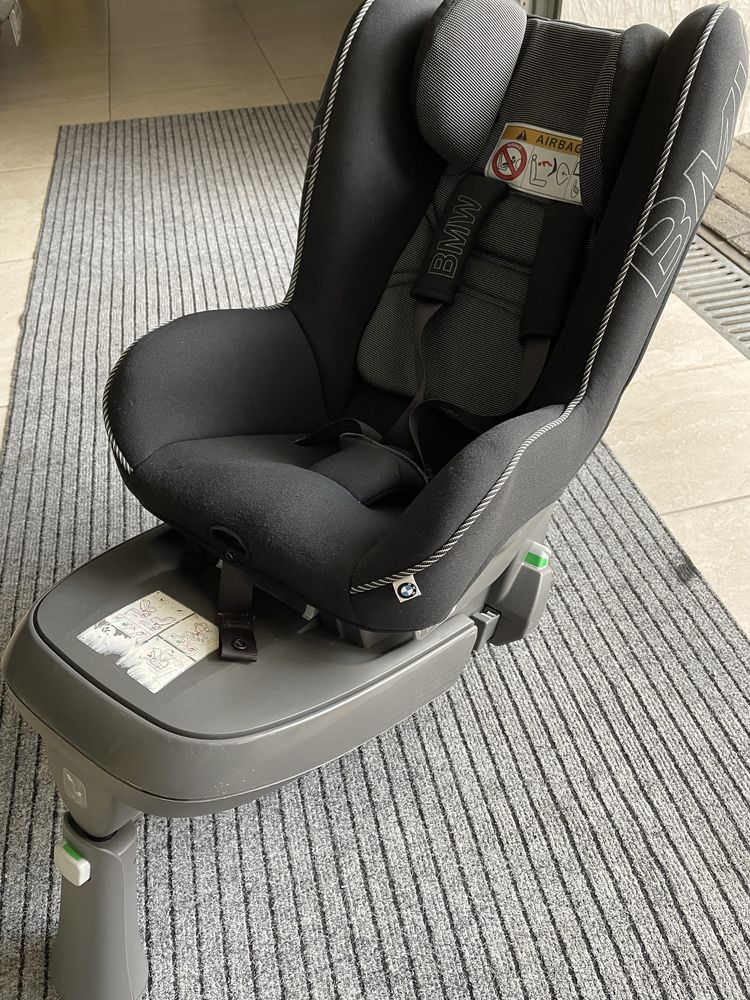 Cadeira Auto para criança (com isofix, marca BMW)