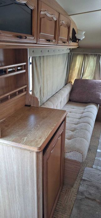 Кемпінг, дім на колесах