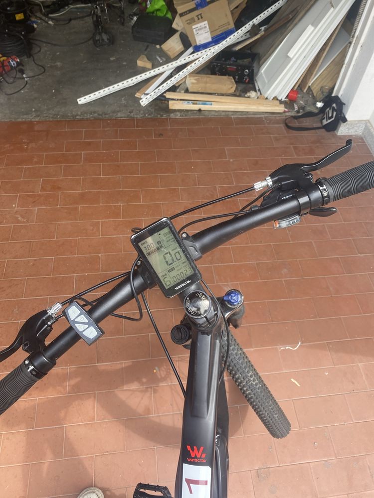 Bicicleta eletrica seminova  wayscrall anyway e200