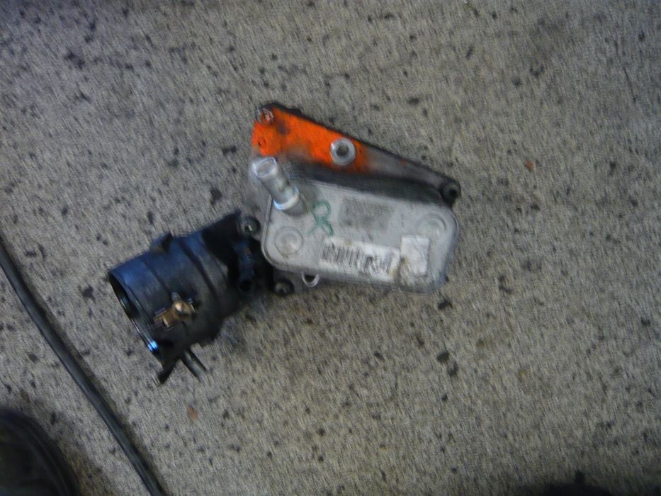 Podstawa Obudowa Filtra Oleju 5989070241 Opel Astra H Vectra C Zafira B