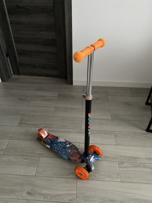 Самокат дитячий