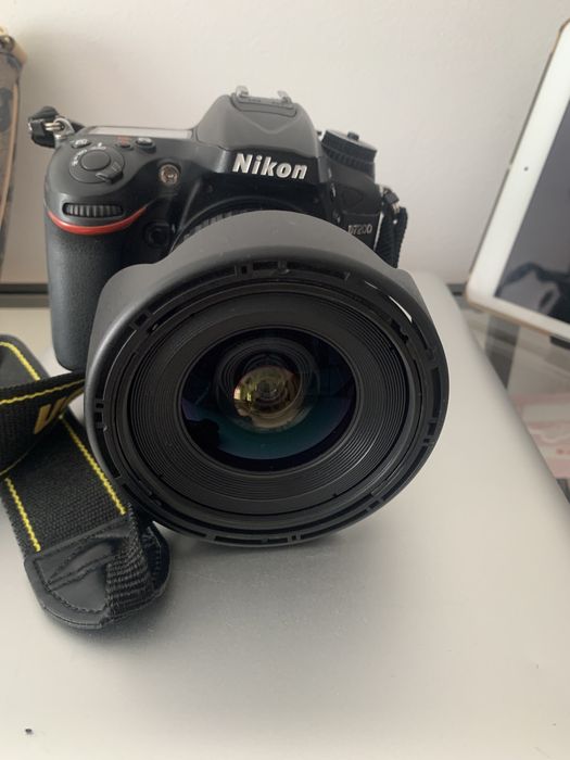 Nikon 7200 usada