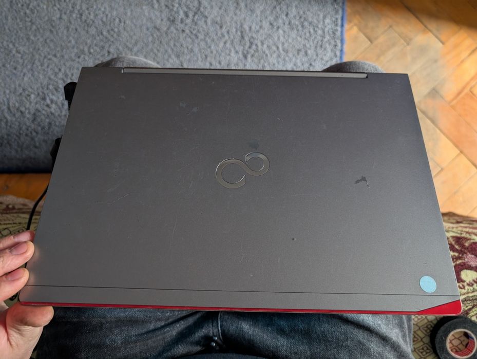 Fujitsu laptop Intel i5 8gb ram dotyk 240 ssd zasilacz win 10 TORBA