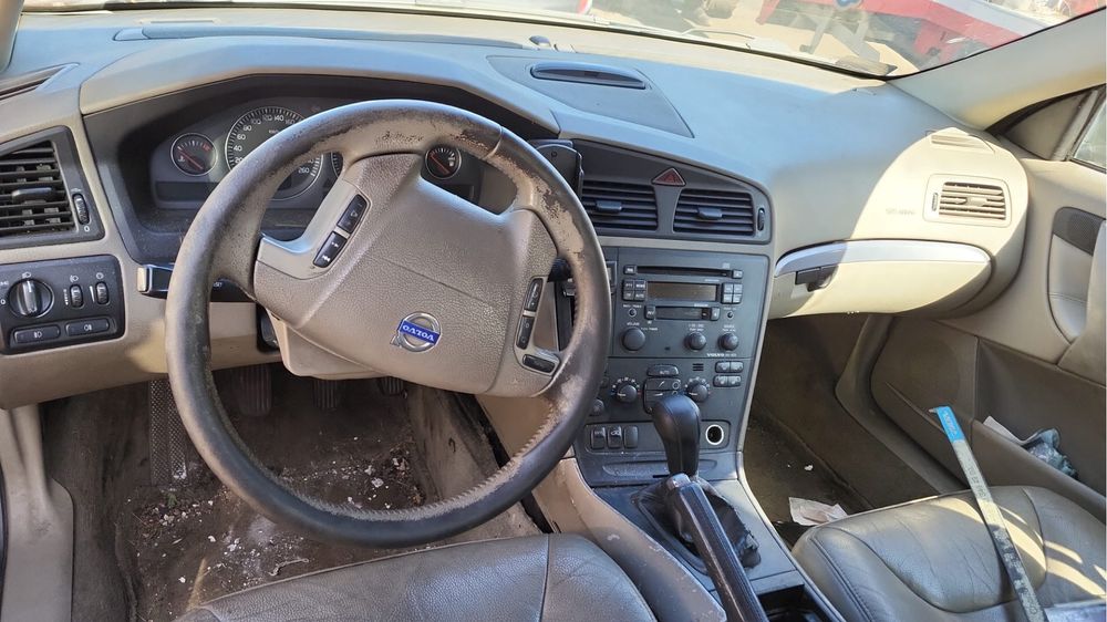 Volvo v70 2.4 diesel na części