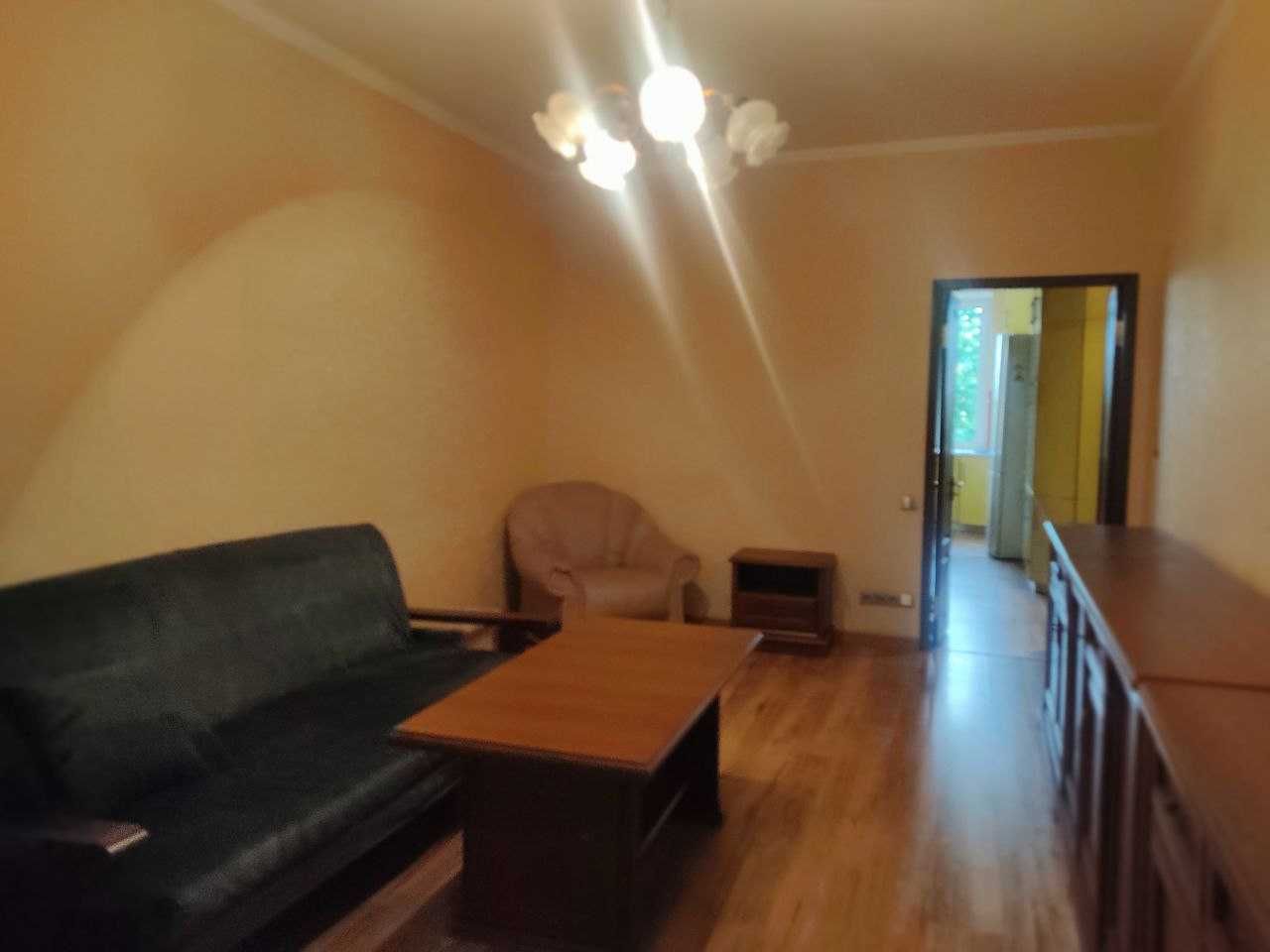 Продам 2-к. кв.в центрі, Центр. парк. Іподром. 56 м2, ремонт