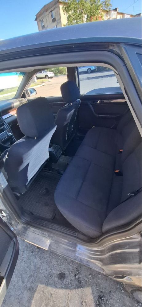 Audi A6 C4 2.0 ACE 140кс