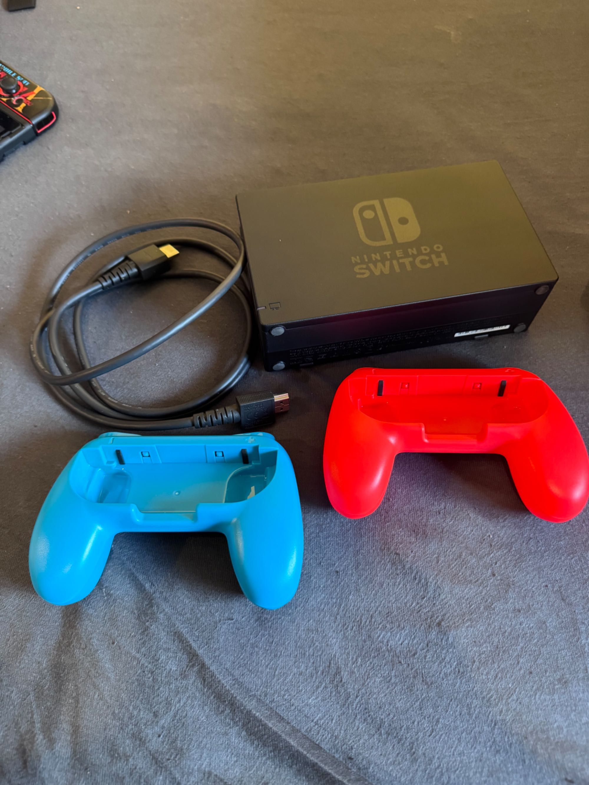 Nintendo switch v2 with box, complete accessories and games