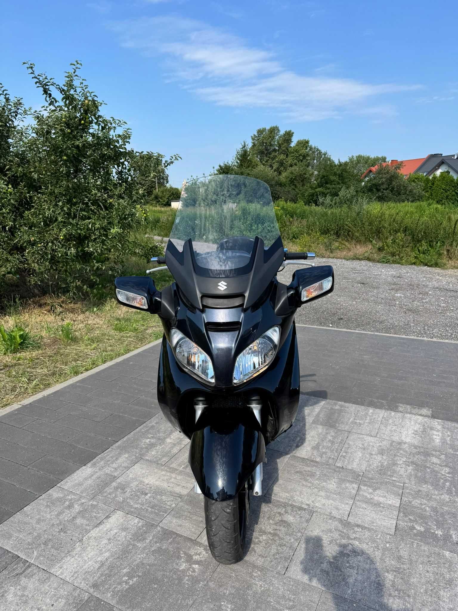 Suzuki Burgman 650 Executive