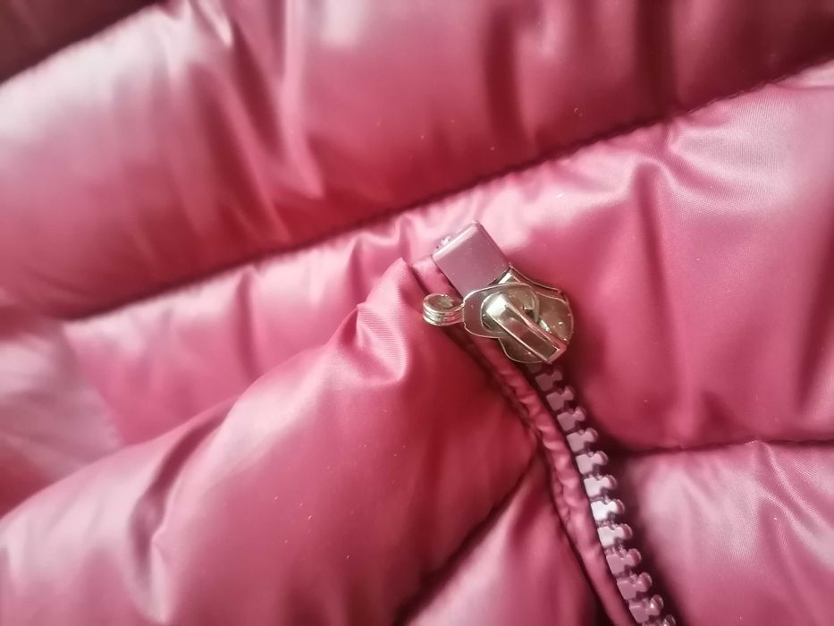 Bordowa kurtka pikowana damska