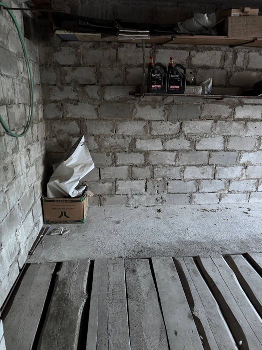 Продам гараж 5.5 х 4.5м кооператив "Прип'ять"