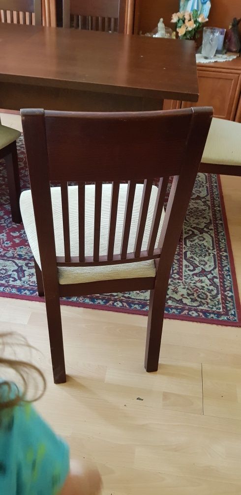 Komplet duży drewniany stół z 6 krzesłami