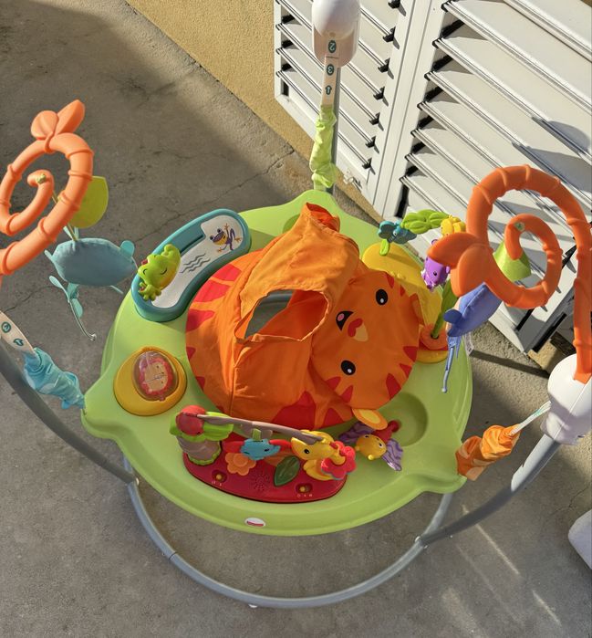 Centro de atividades/saltador Fisher-Price