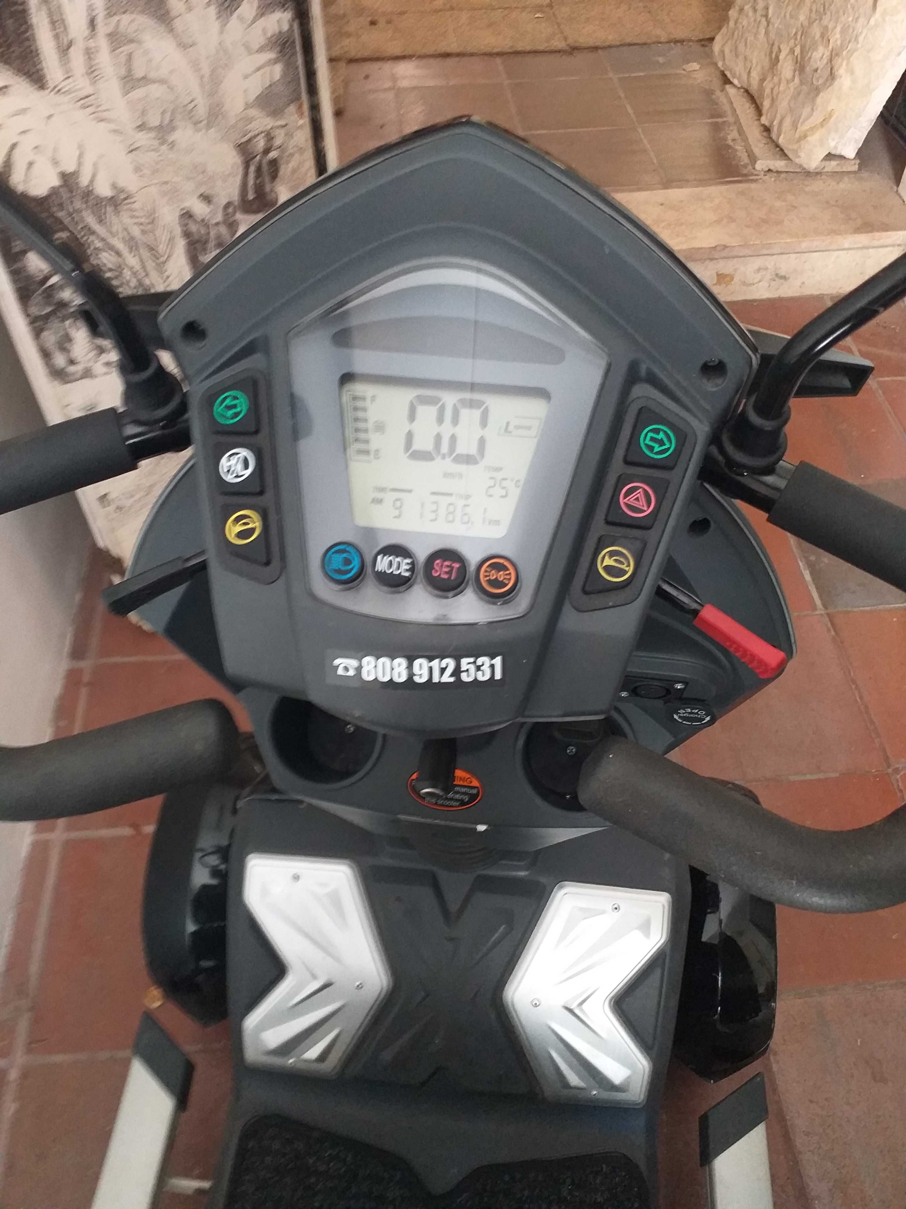 Scooter de mobilidade Pantera - stannah, com 2 baterias novas