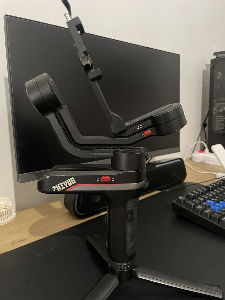 Zhiyun webbil s.