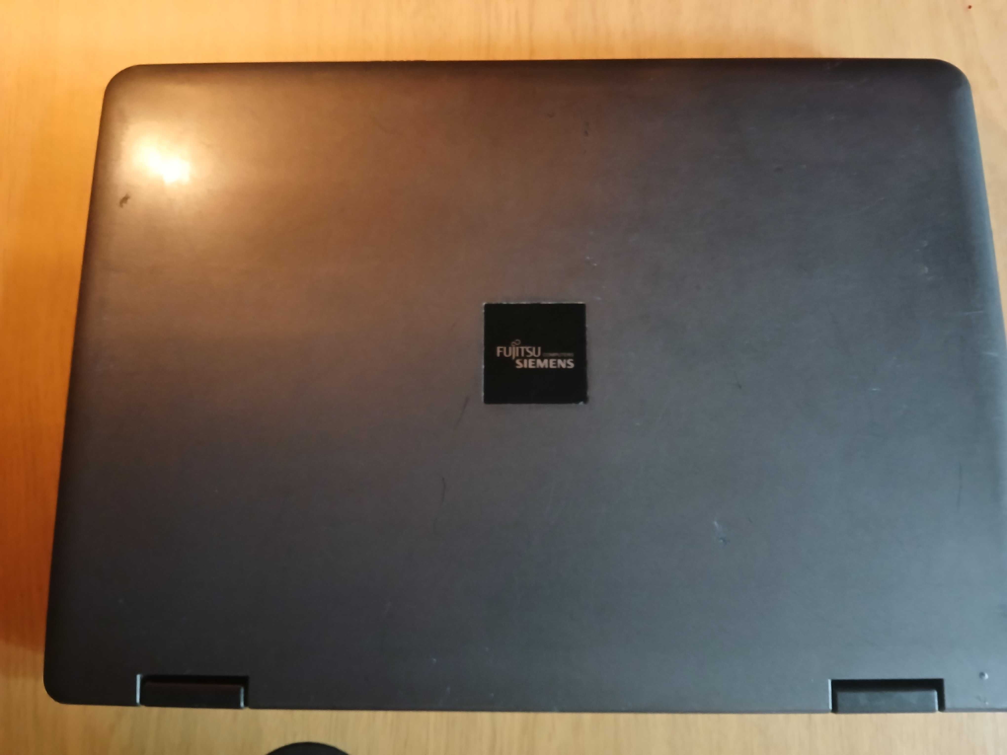 Laptop Fujitsu Siemens Esprimo