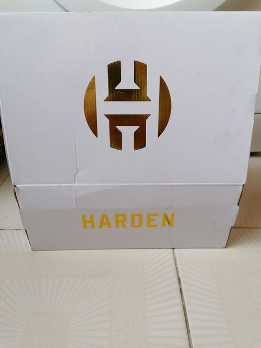Adidas Harden  tam37,5
