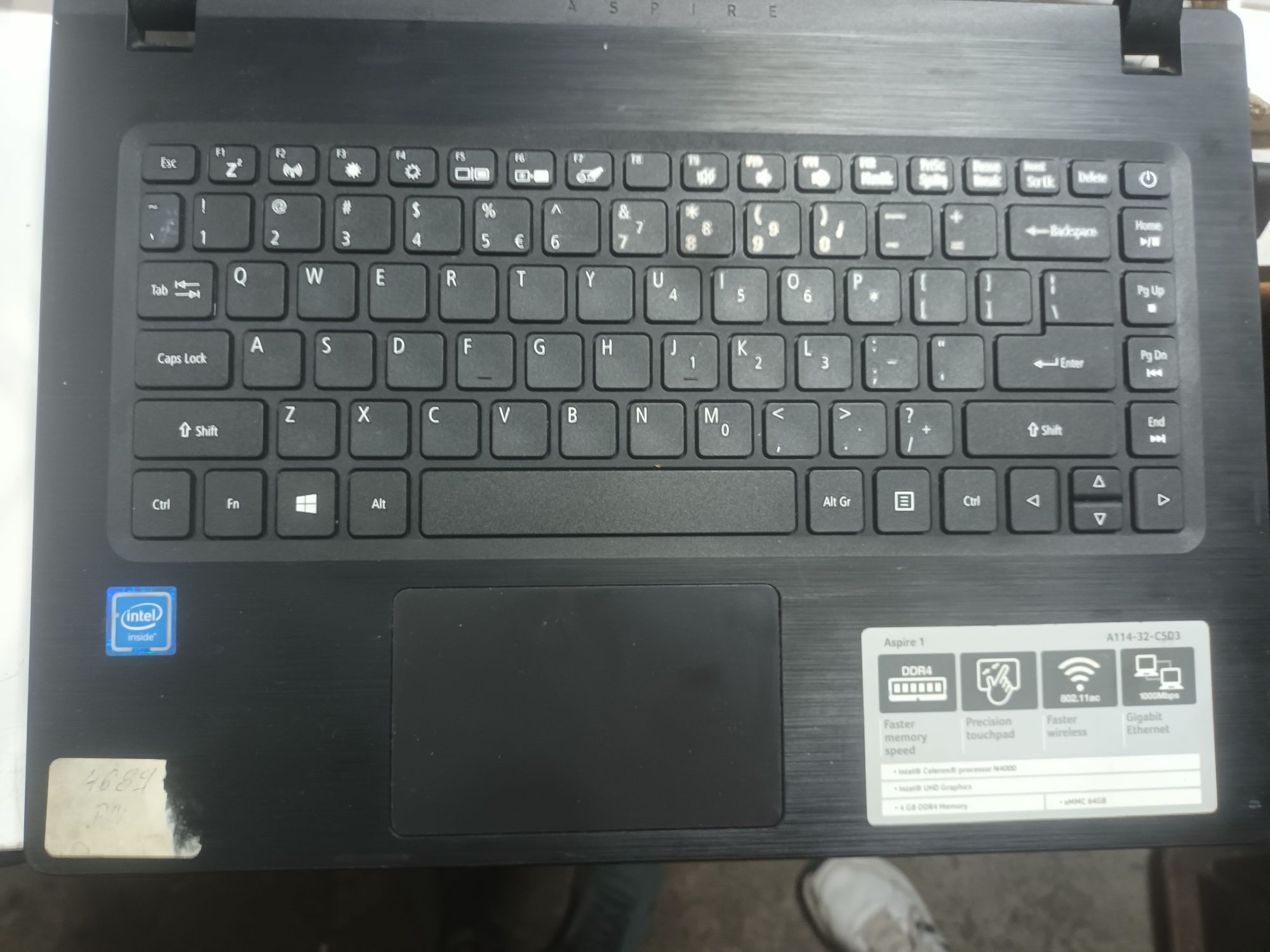 acer aspire 1 a114-32 nie widzi dysku 
Reszta sprawne 
Plus ładowarka