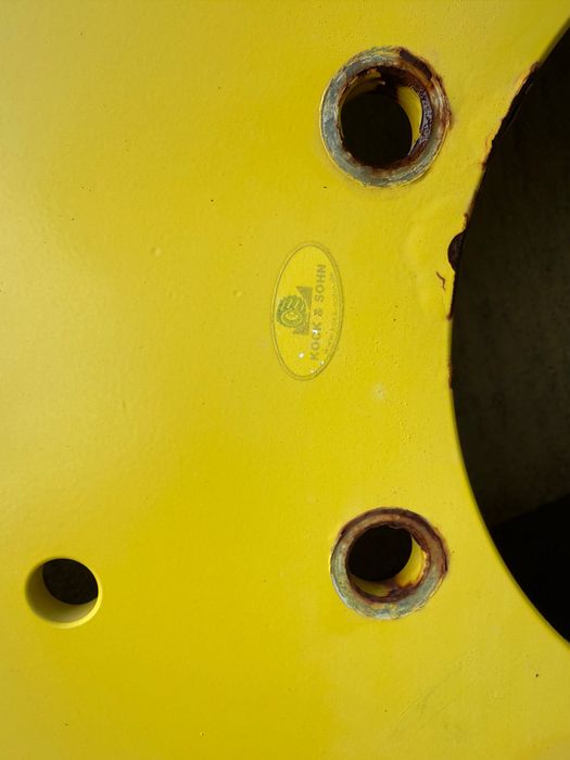 Sprzedam zestaw kół waskich John Deere 6130R