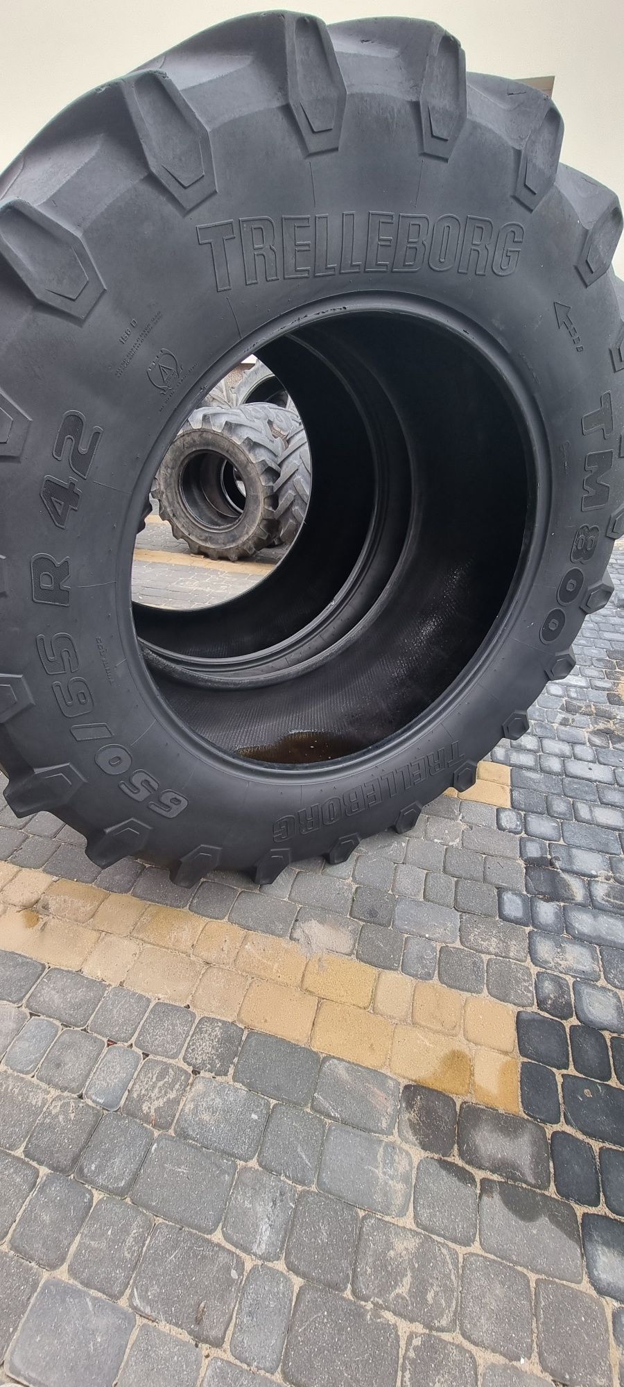 Trelleborg 650/65R42