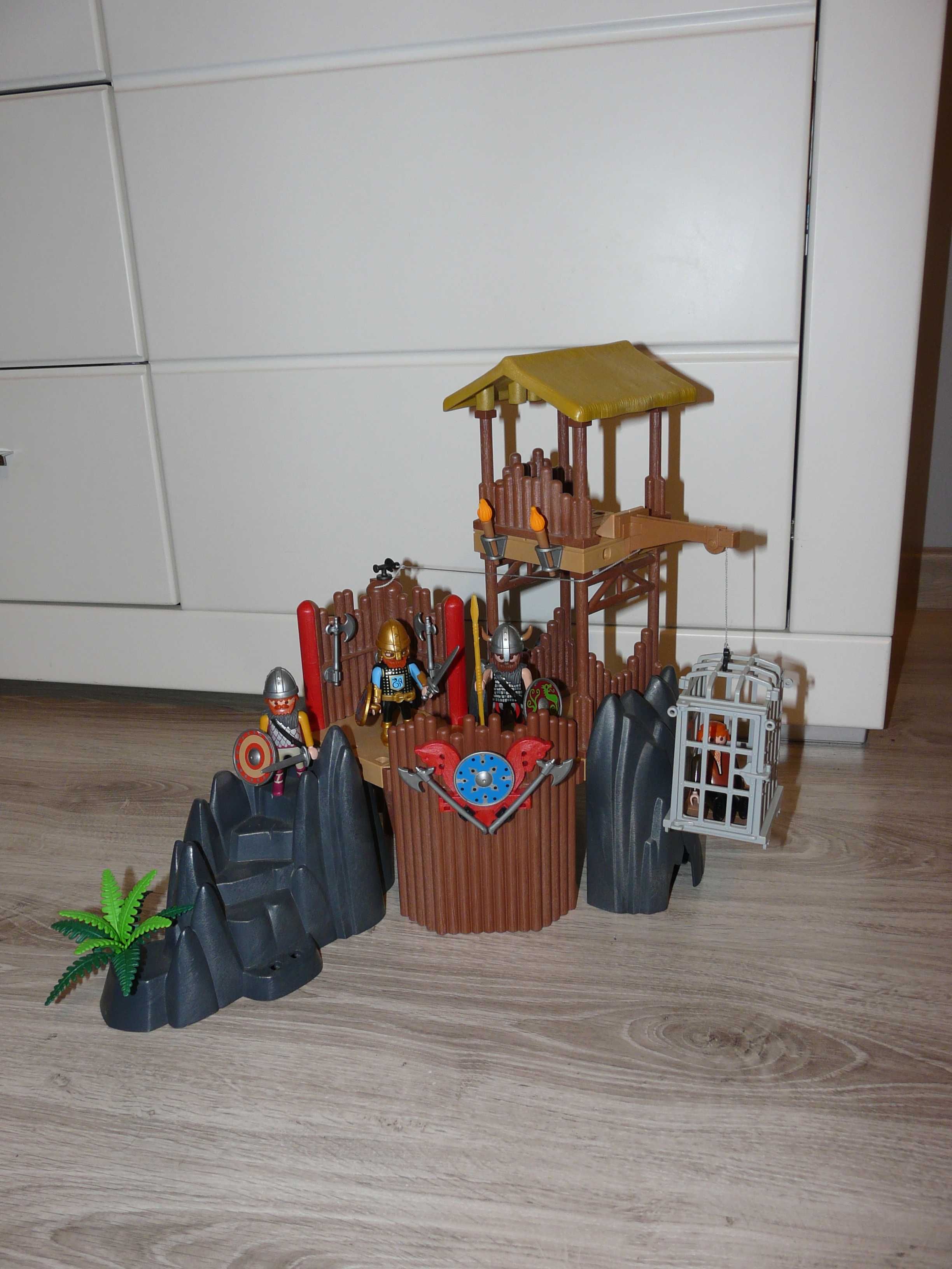 Playmobil baza wikingów.