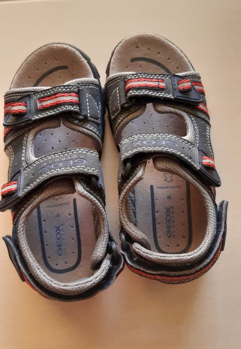 Sandálias Geox 30 menino excelente estado