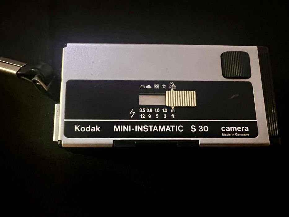 Máquina fotográfica Kodak Mini Instamatic