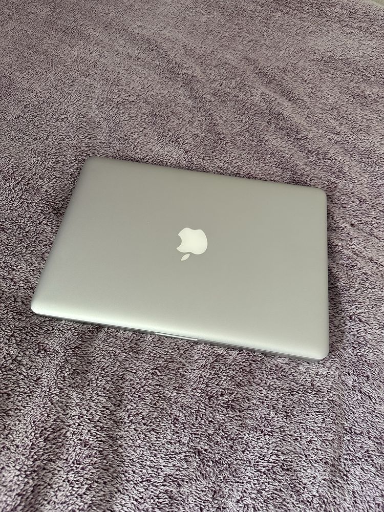 Apple macbook pro 13