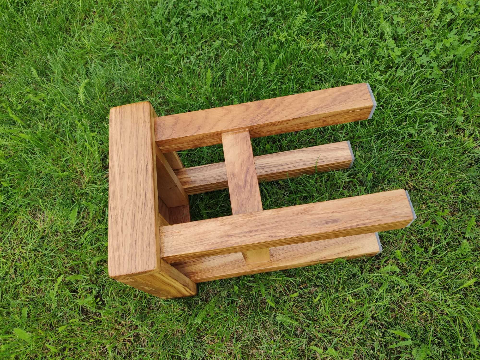 Taboret dębowy solidny
