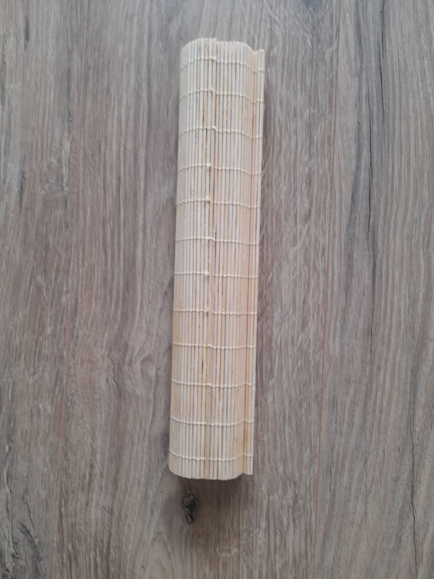Mata do sushi 30x40.