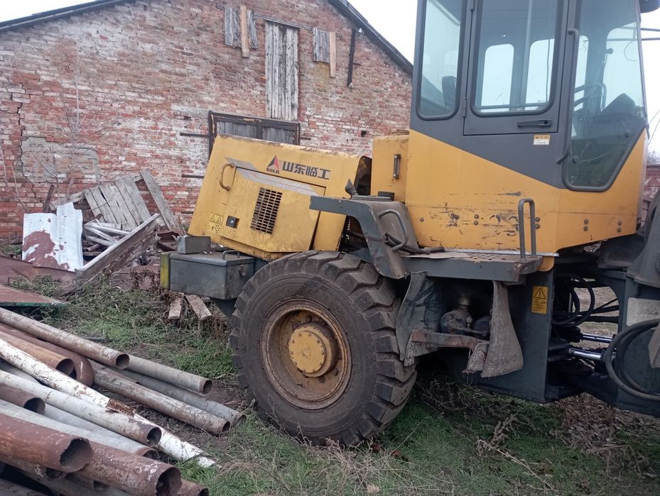 Фронтальный погрузчик SDLG 933L